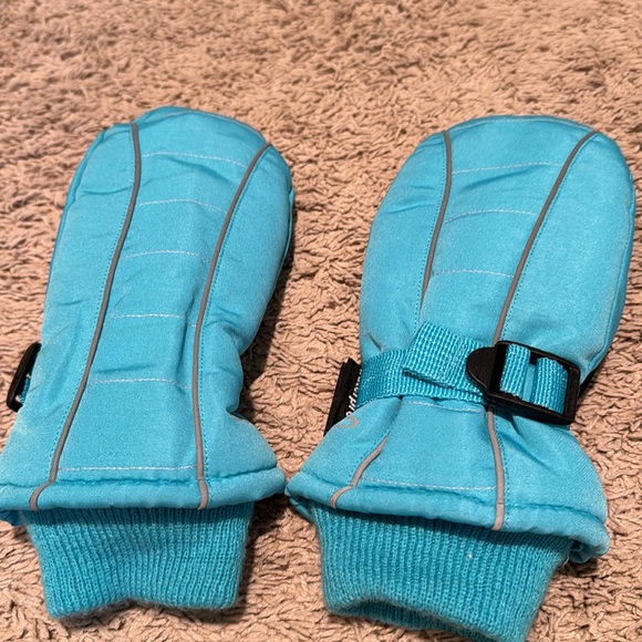 Champion kids snow mittens size 4/7 - Picture 2 of 5